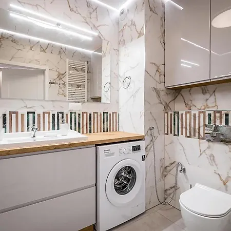 Golden Apartment